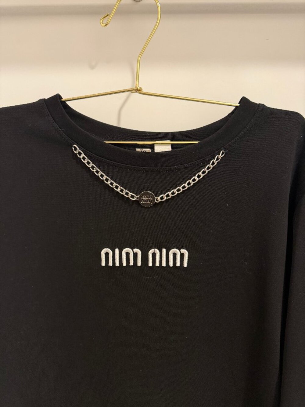 Vintage Icon Korea Black Top Chain Neck Graphic Long Sleeve Size S